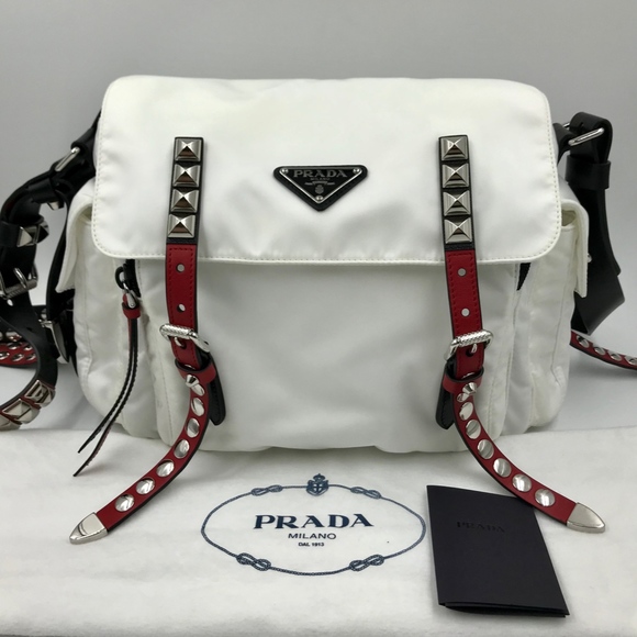 prada new vela